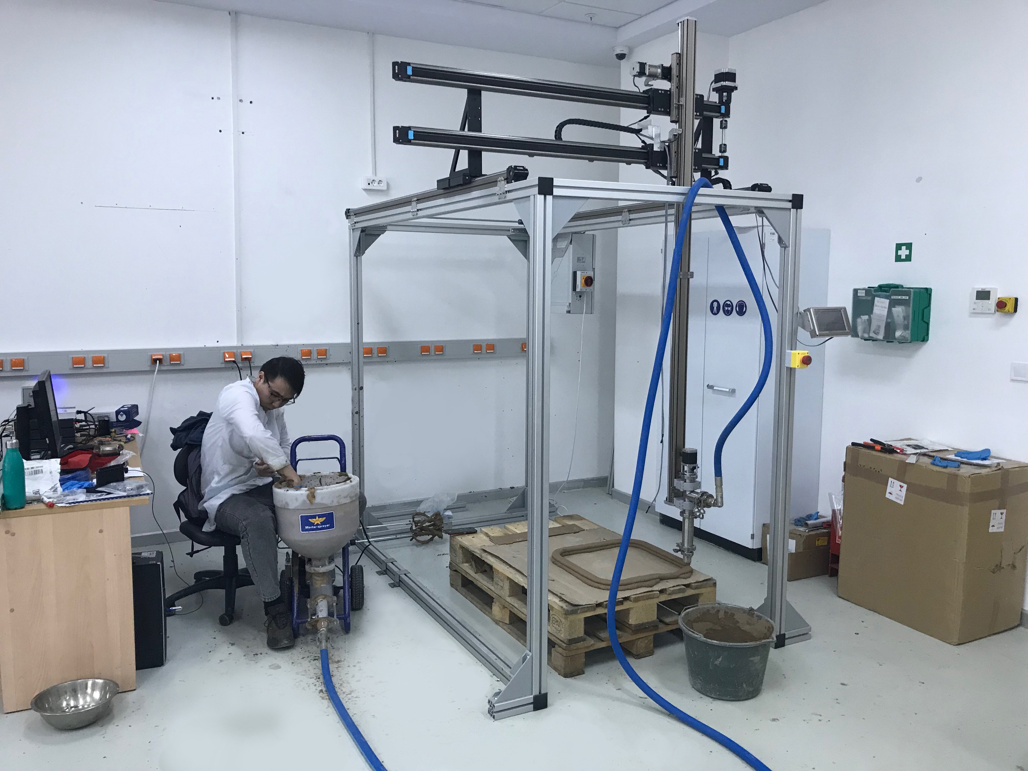 Laboratory Concrete 3D Printer